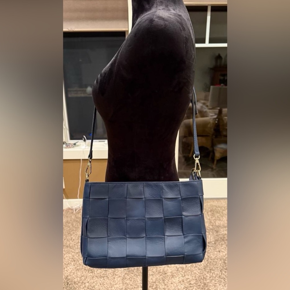 Anna Paola Brit Basket Weave Navy Leather Crossbody made In Italy Purse